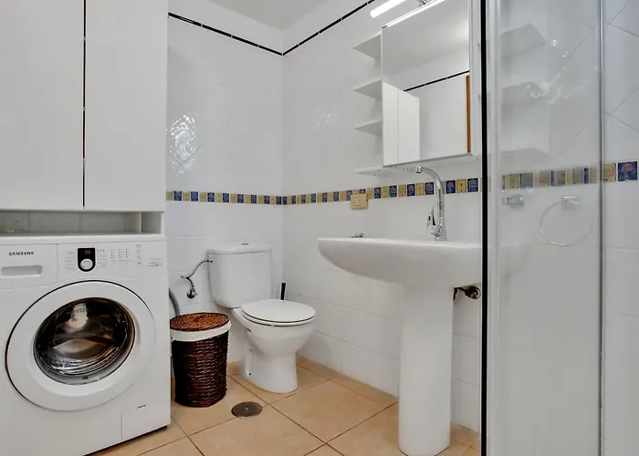 2 Bedroom Diamantes In Cristianos Apartament Los Cristianos (Tenerife)